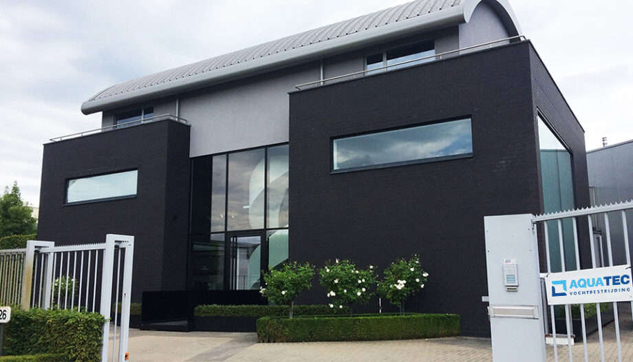aquatec-frontpage-small-920x526